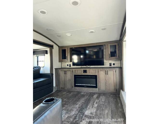 2022 Sabre 37FLL Fifth Wheel at Springdale RV Center STOCK# 022037 Photo 10
